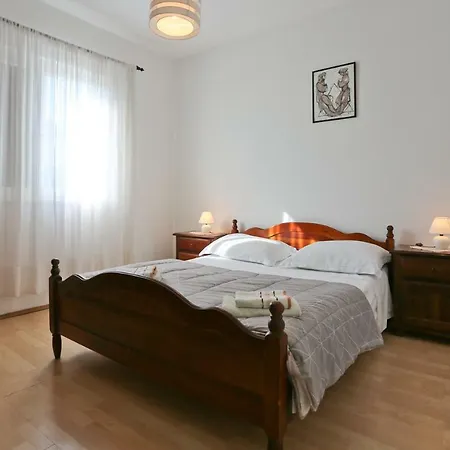 Nada Apartman Zára