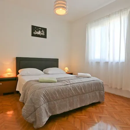 Apartman Nada Zára
