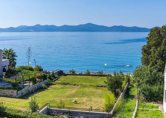 公寓 Nada 扎达尔