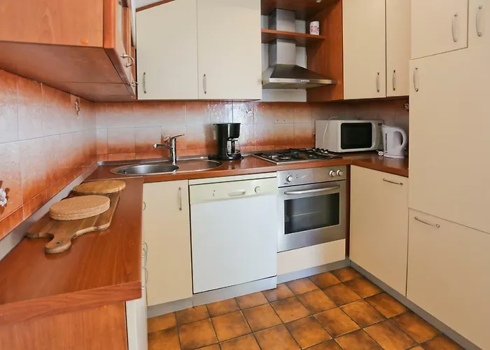 Apartament Nada *