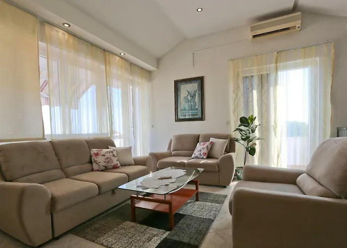 Nada Apartament *